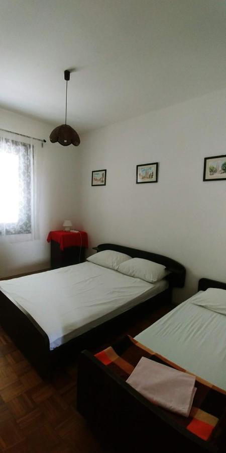 Apartman Ana Murter Exteriér fotografie