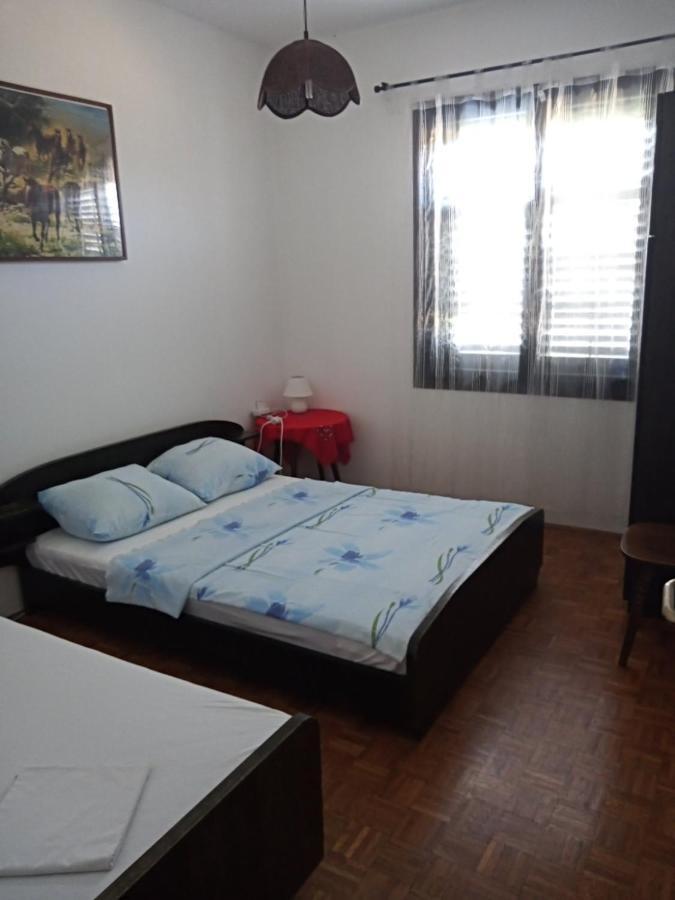 Apartman Ana Murter Exteriér fotografie